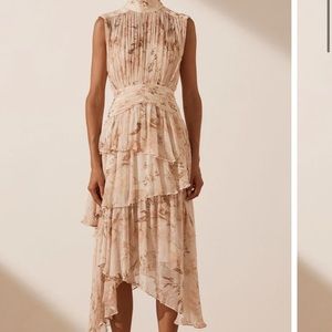 NWT Shona Joy Nina sleeveless ruched midi size 6